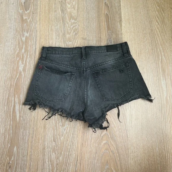 Urban Outfitters/BDG Mid-Rise Distressed Black Denim Shorts - Picture 3 of 4